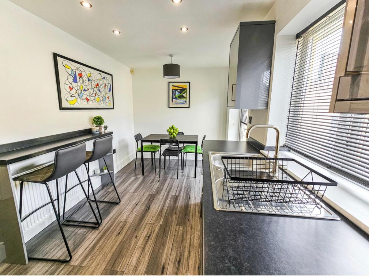 Two Bedroom Detached Modern Bungalow Close To Plymouth Argyle Fc エクステリア 写真
