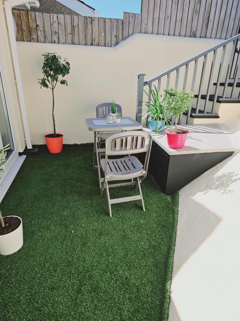 Two Bedroom Detached Modern Bungalow Close To Plymouth Argyle Fc エクステリア 写真